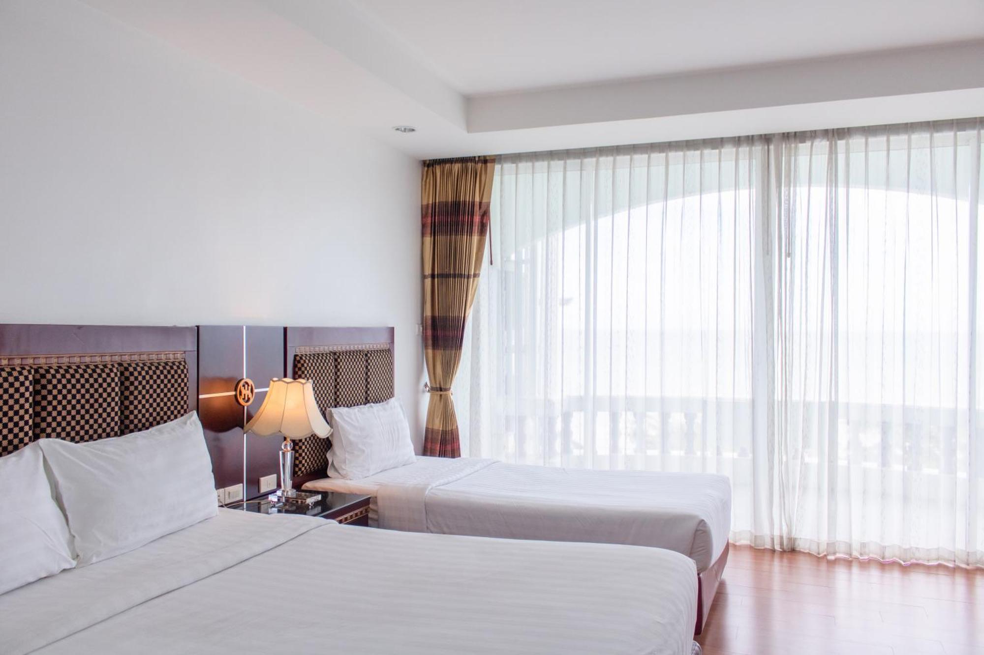Jomtien Hisotel Exterior foto